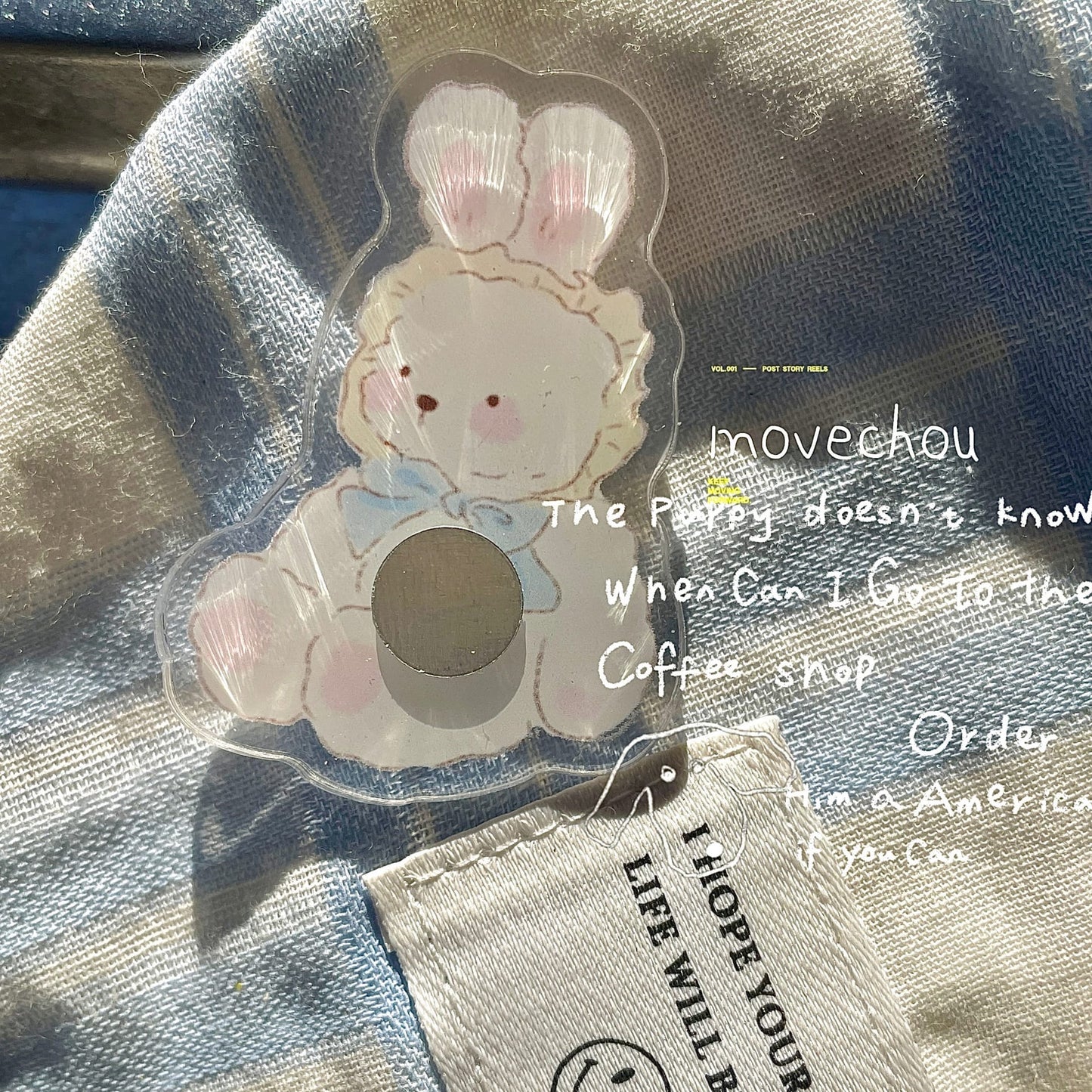 Little Bunny with Bow Nail Stand